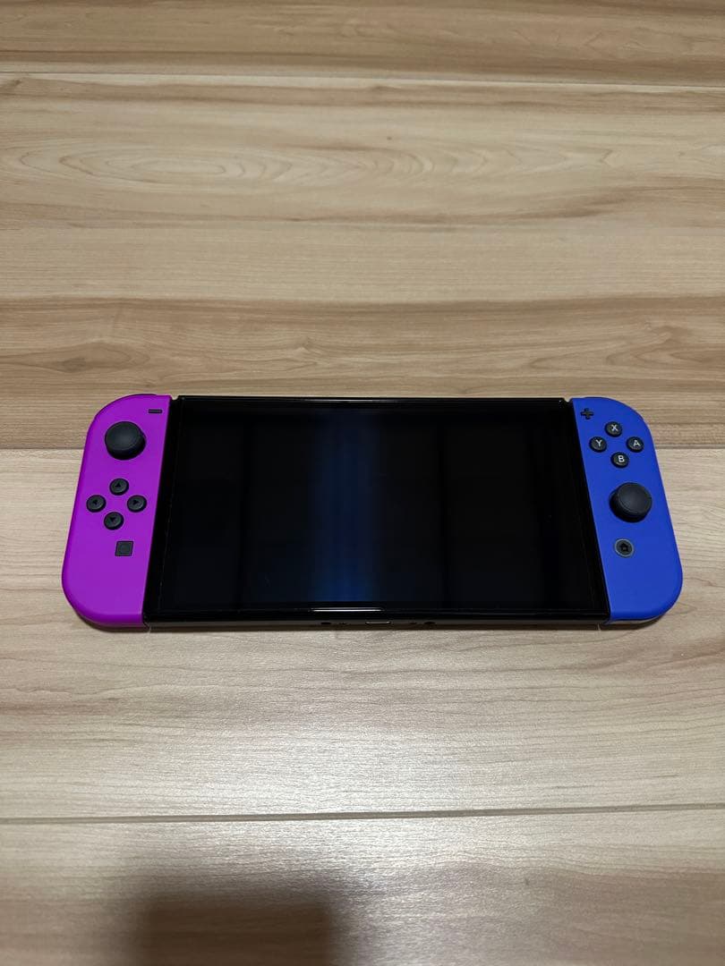 Nintendo Switch 有機ELモデル ストア版とJoy-Conセット