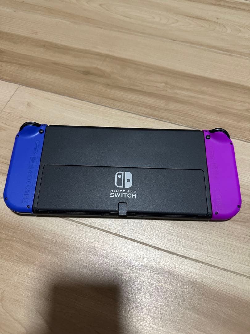 Nintendo Switch 有機ELモデル ストア版とJoy-Conセット