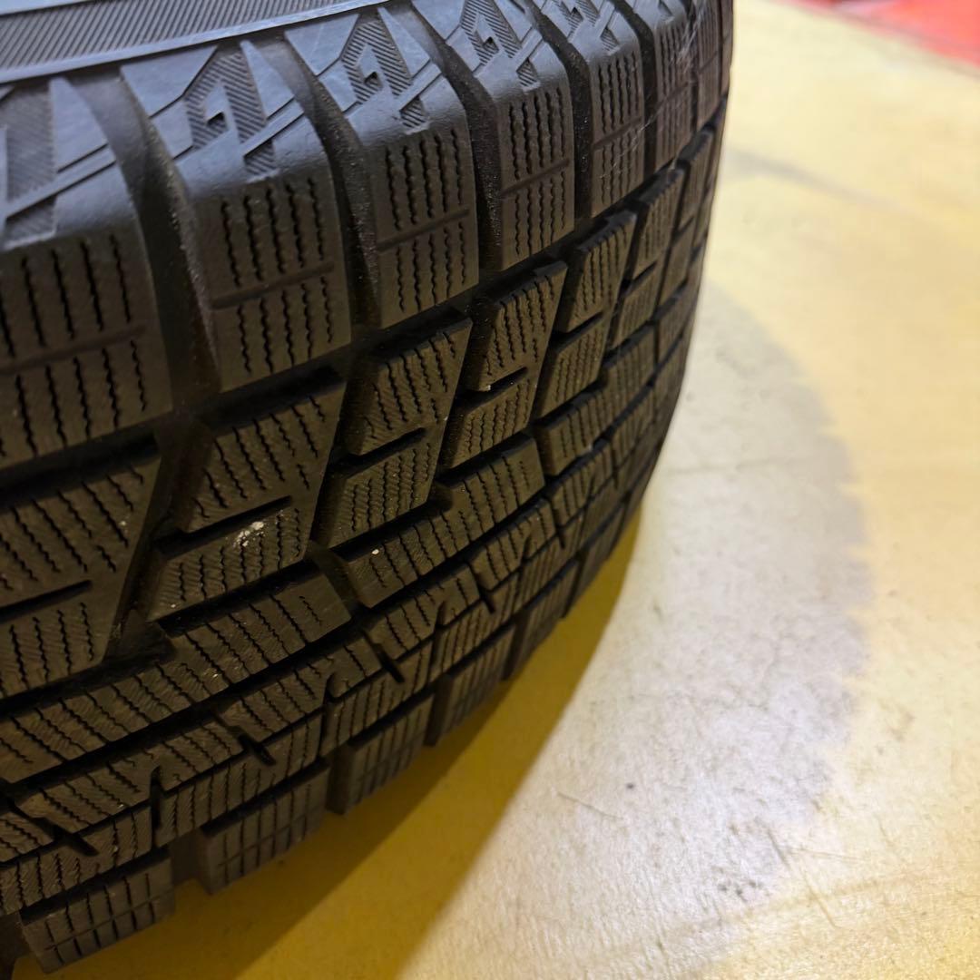 225/60R17 スタッドレスタイヤホイルセット