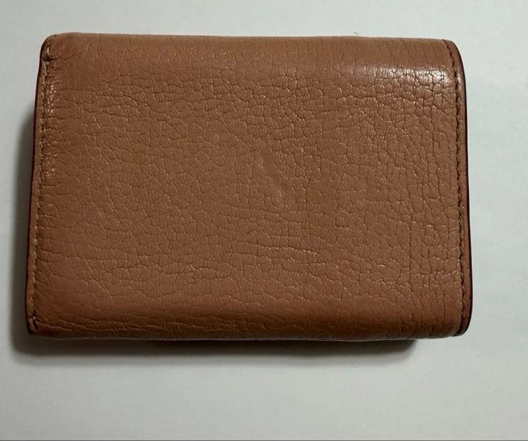 MIU MIU 三つ折り財布 ピンク