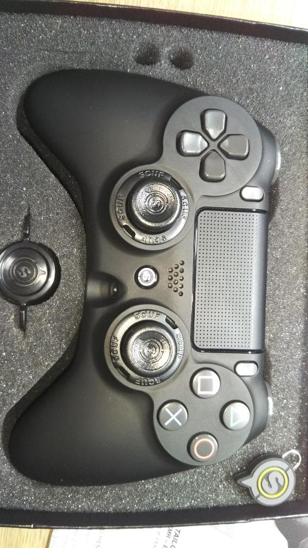 使用少 SCUF IMPACT スカフ インパクト PS4 コントローラー