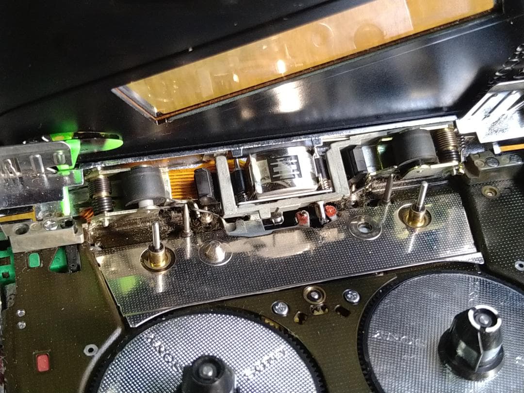 ジャンク　SONY ウオークマン　WM-R202