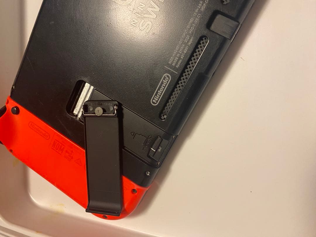 Nintendo Switch 本体 青と赤のJoy-Con ポケモンケース付き