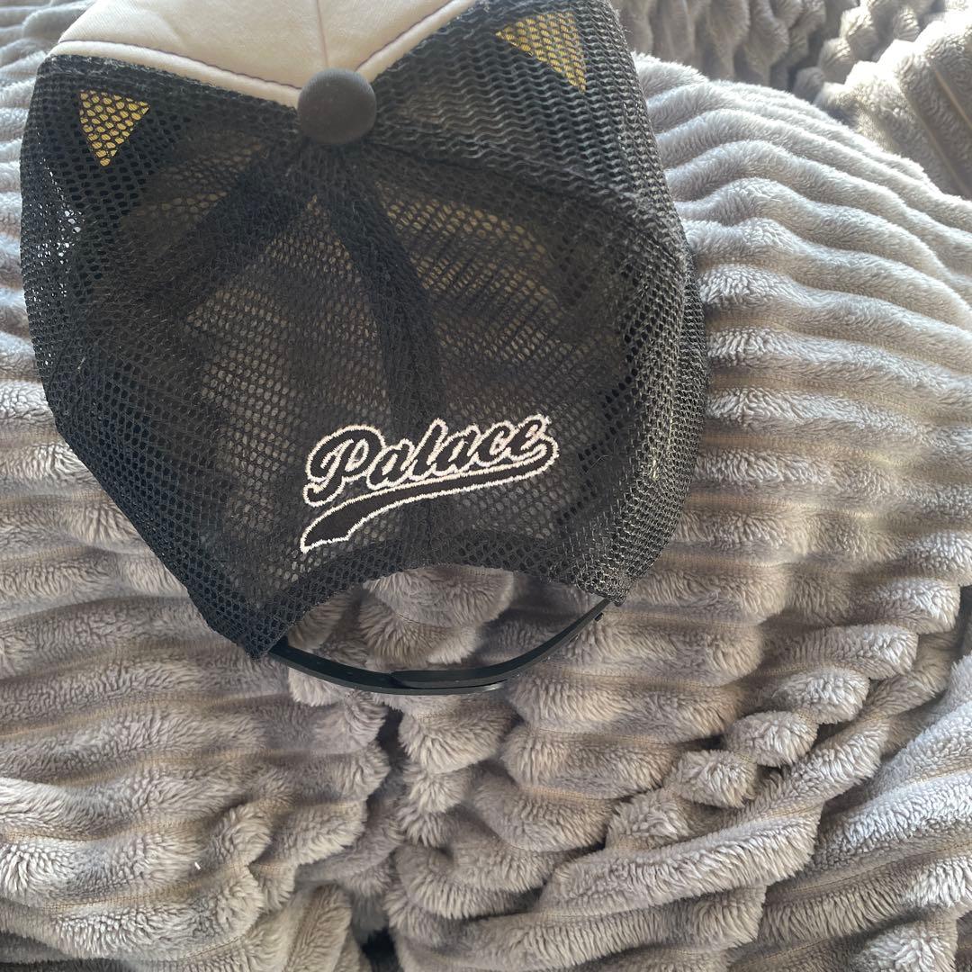 Palace メッシュキャップ ホワイト/ブラック