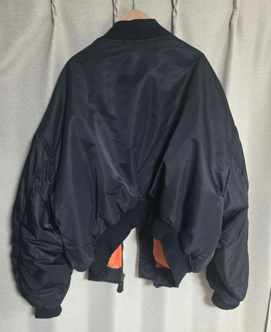 ジャケット・アウター BALENCIAGA offshoulder bomber jacket XS