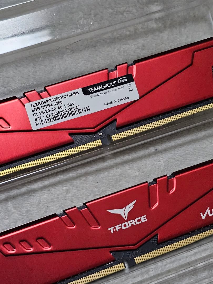 超美品 TEAM T-FORCE DDR4 3200 8GB ×2 計 16GB