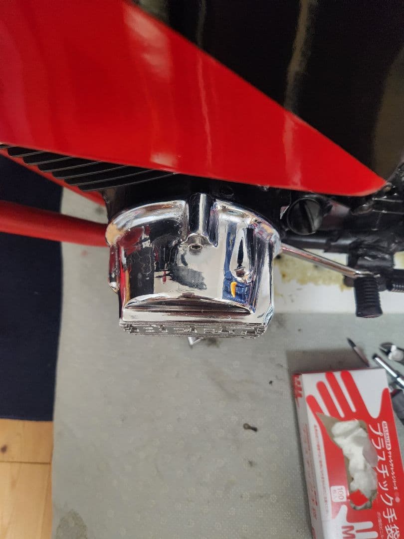 CBX 400F ジェネレータカバーBEET値下げ可能