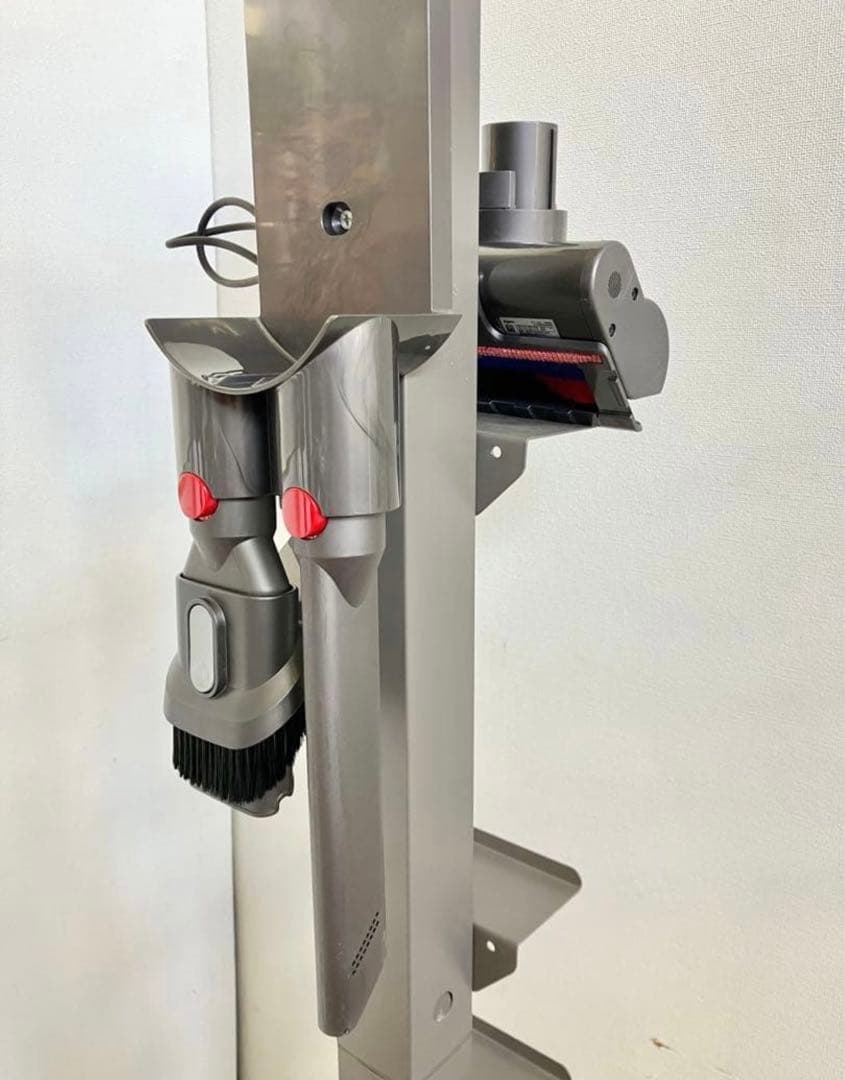 Dyson ダイソン V8 SV10 コードレスクリーナー スタンド付き