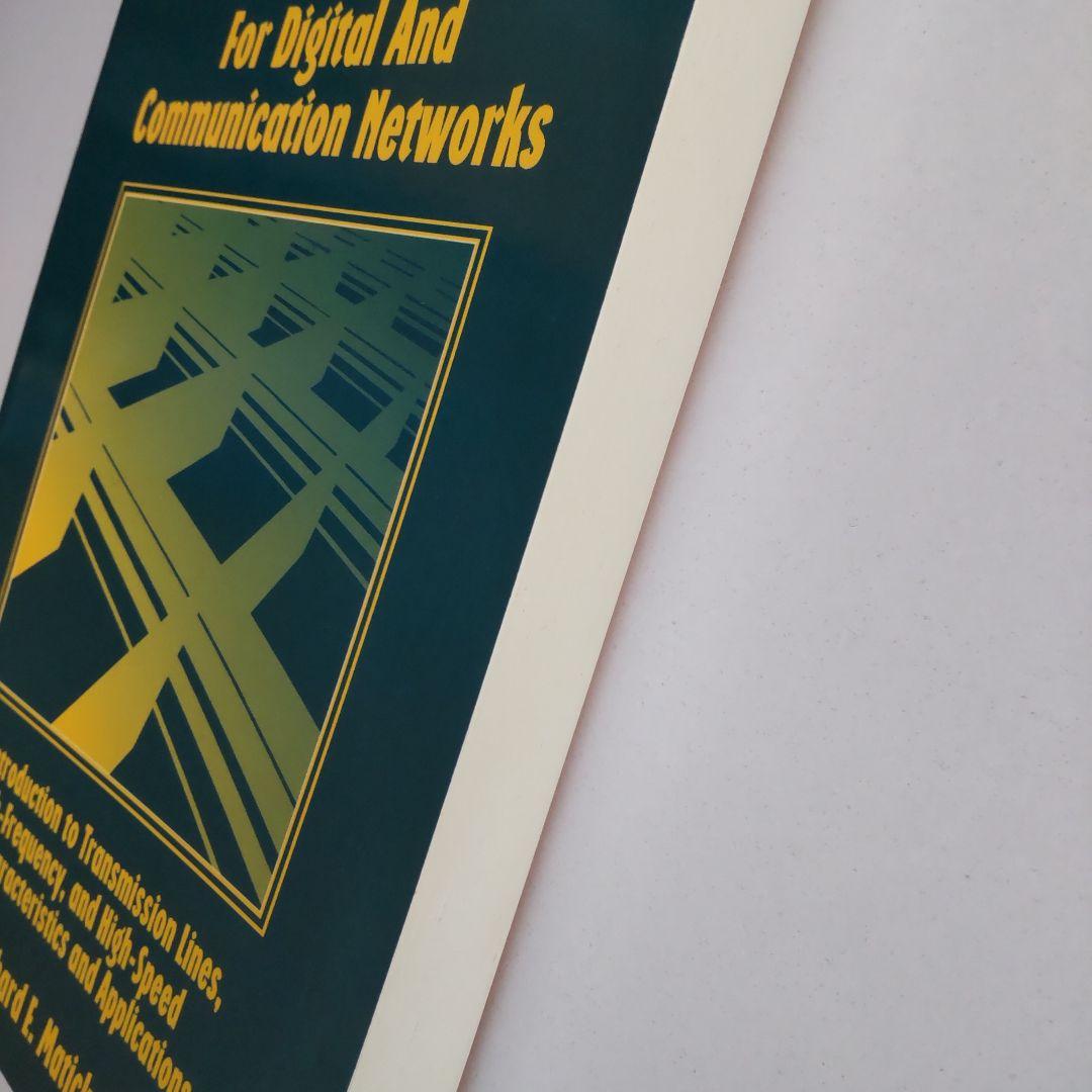 洋書 Transmission Lines for Digital and