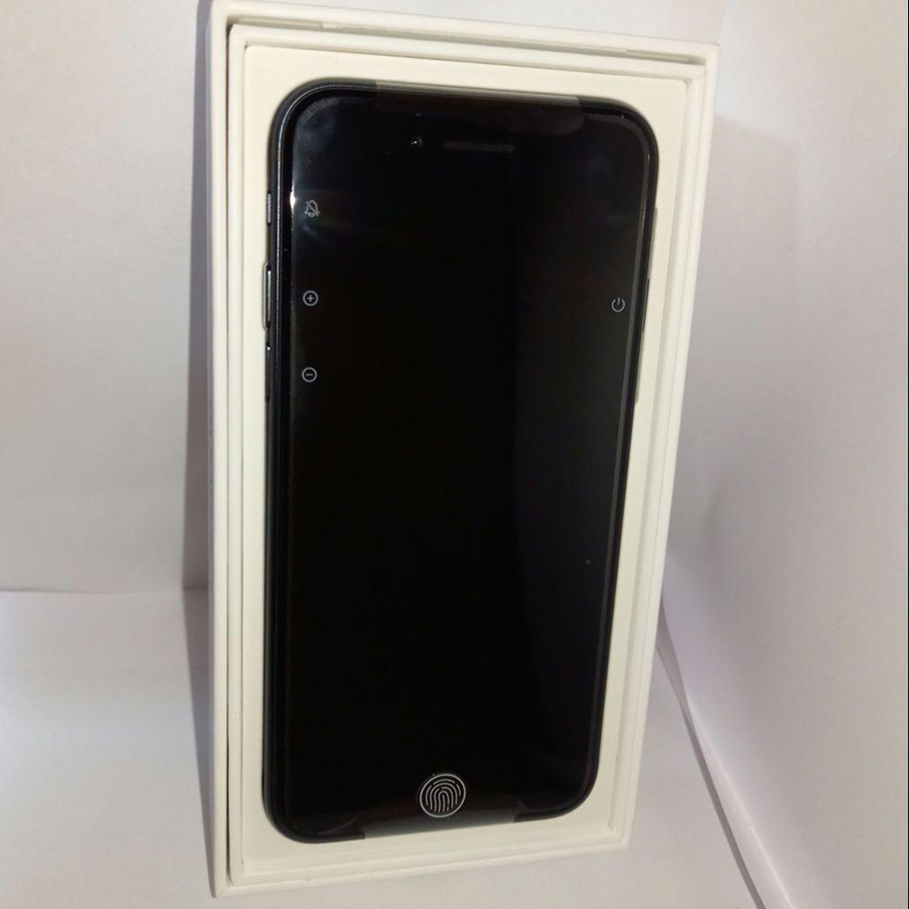 iPhone SE3 128GB ミッドナイト　箱あり