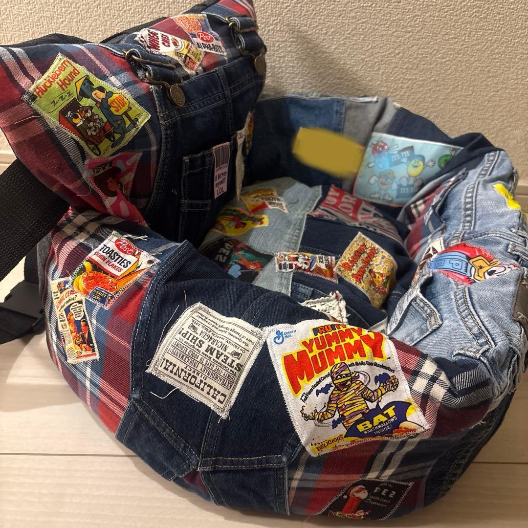 ハンドメイド　デニムリメイク ドライブベッド　ペットベッド　ペットクッション