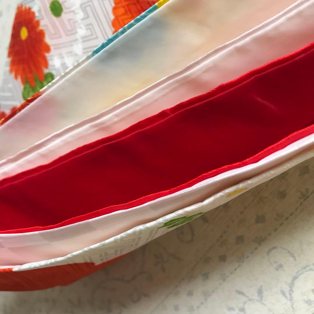 お宮参り着物　女の子　正絹　長襦袢付き　　　豪華な鶴❗️祝い花❤️産着　祝い着