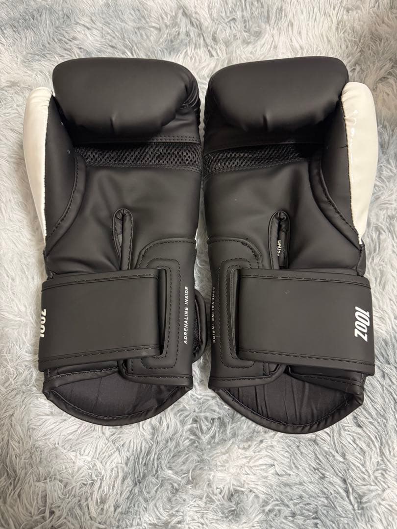 Venum Challenger 4.0 ボクシンググローブ 10oz