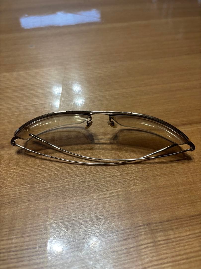 ブラウングラデーションレンズ サングラス