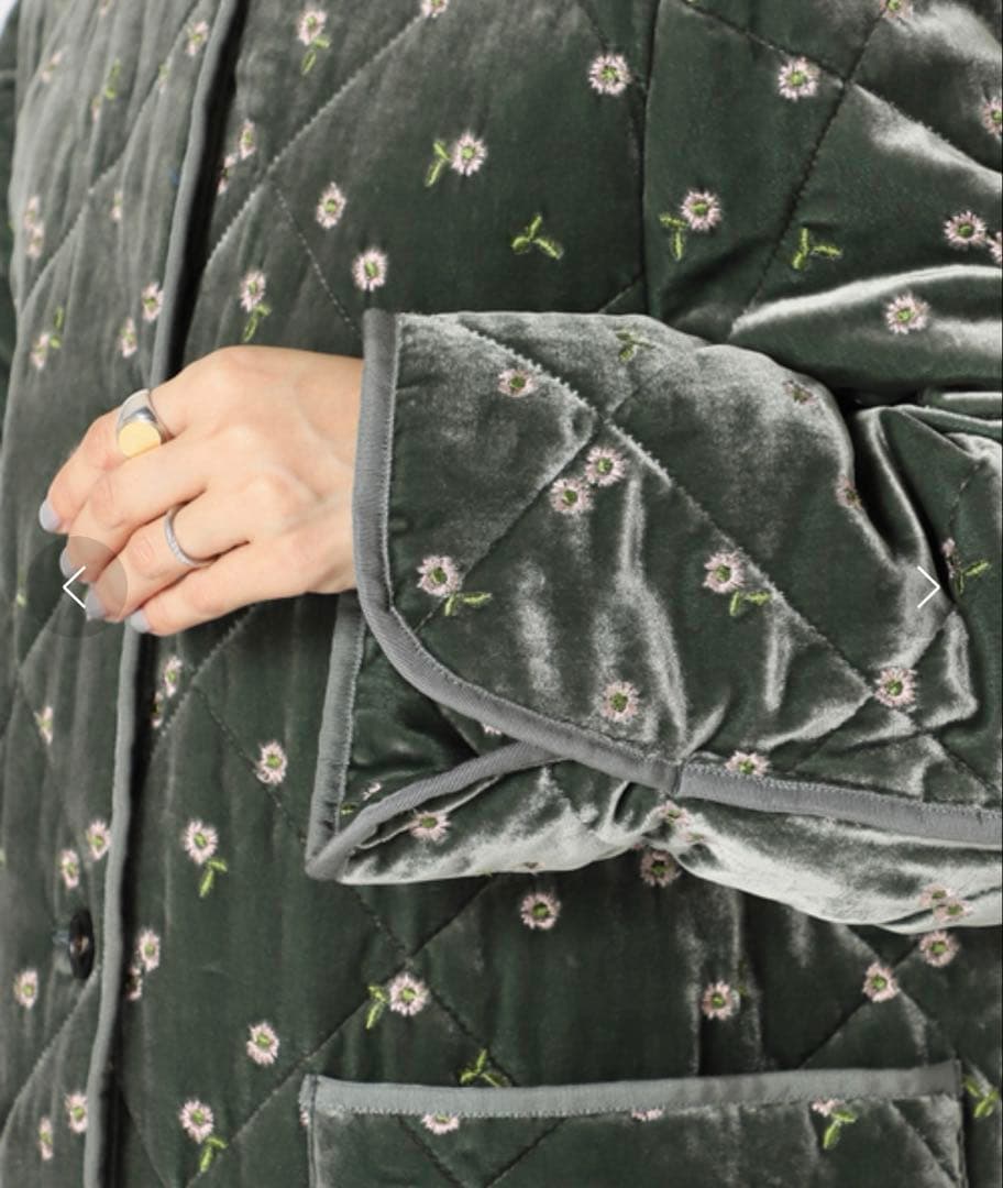 ［新品　タグ付き］IENA LA BOUCLE ペロア刺繍キルティングコート