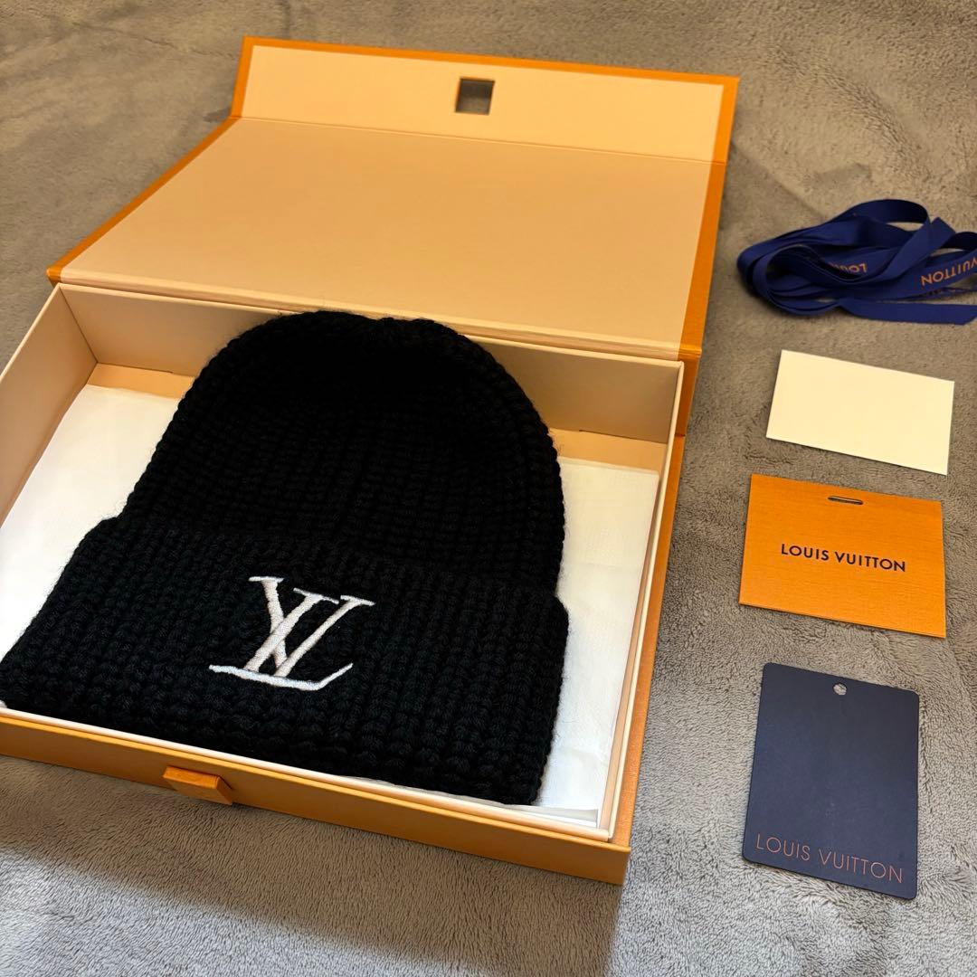 〈未使用品〉〈箱・付属品有〉Louis Vuitton ニット帽　ビーニー