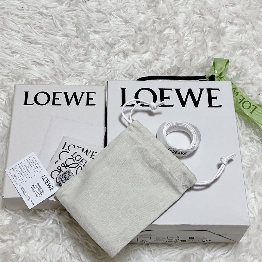 極美品 ロエベ LOEWE アナグラム トライフォールド 三つ折り財布 日本限定