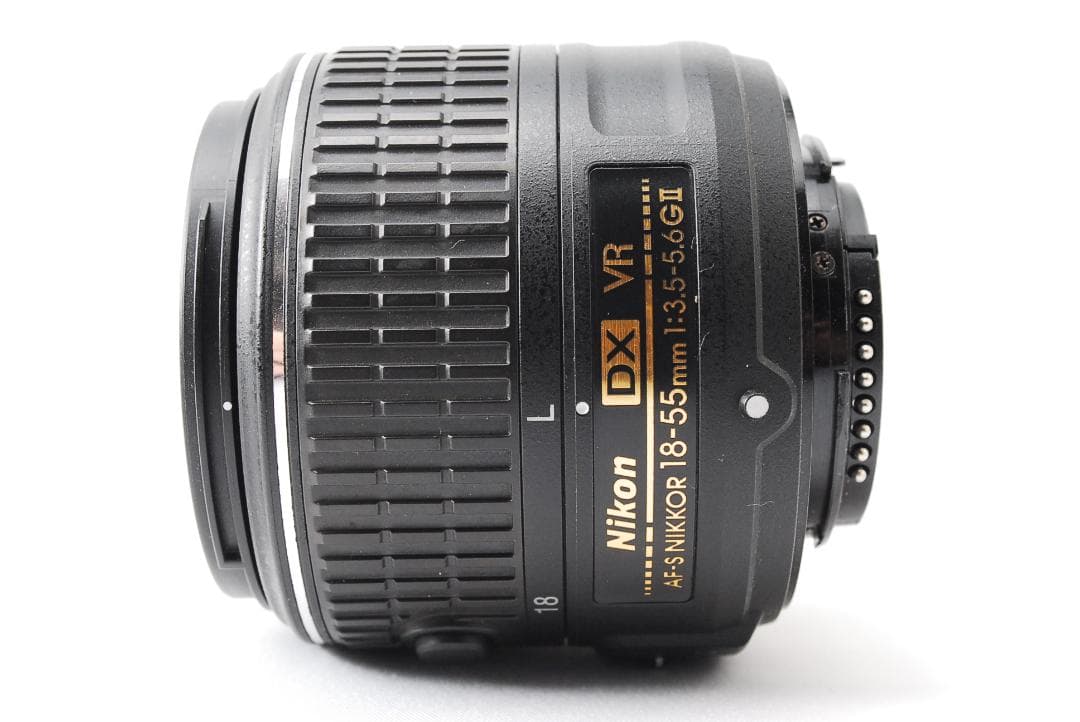 美品 Wi-Fi搭載 Nikon D5300 レッド スマホ転送 一眼レフ