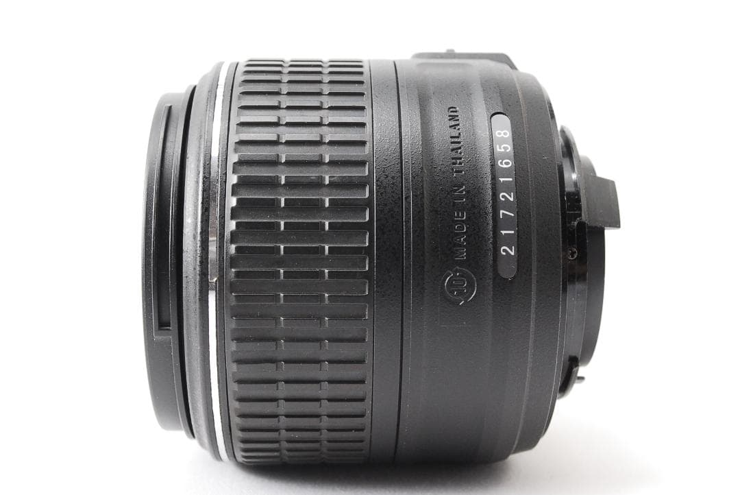 美品 Wi-Fi搭載 Nikon D5300 レッド スマホ転送 一眼レフ