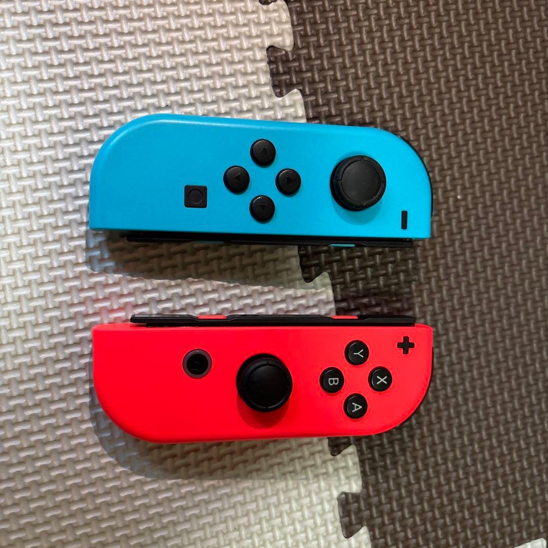 Nintendo Switch 本体 青と赤のJoy-Con microSD付