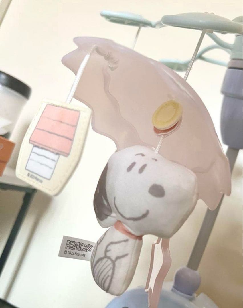 【美品】やわらかガラガラメリープレミアム スヌーピー