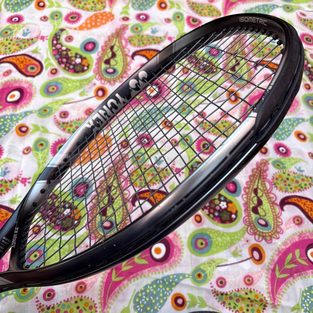 Yonex EZONE 100L 限定カラーモデル　ブラック/グレー