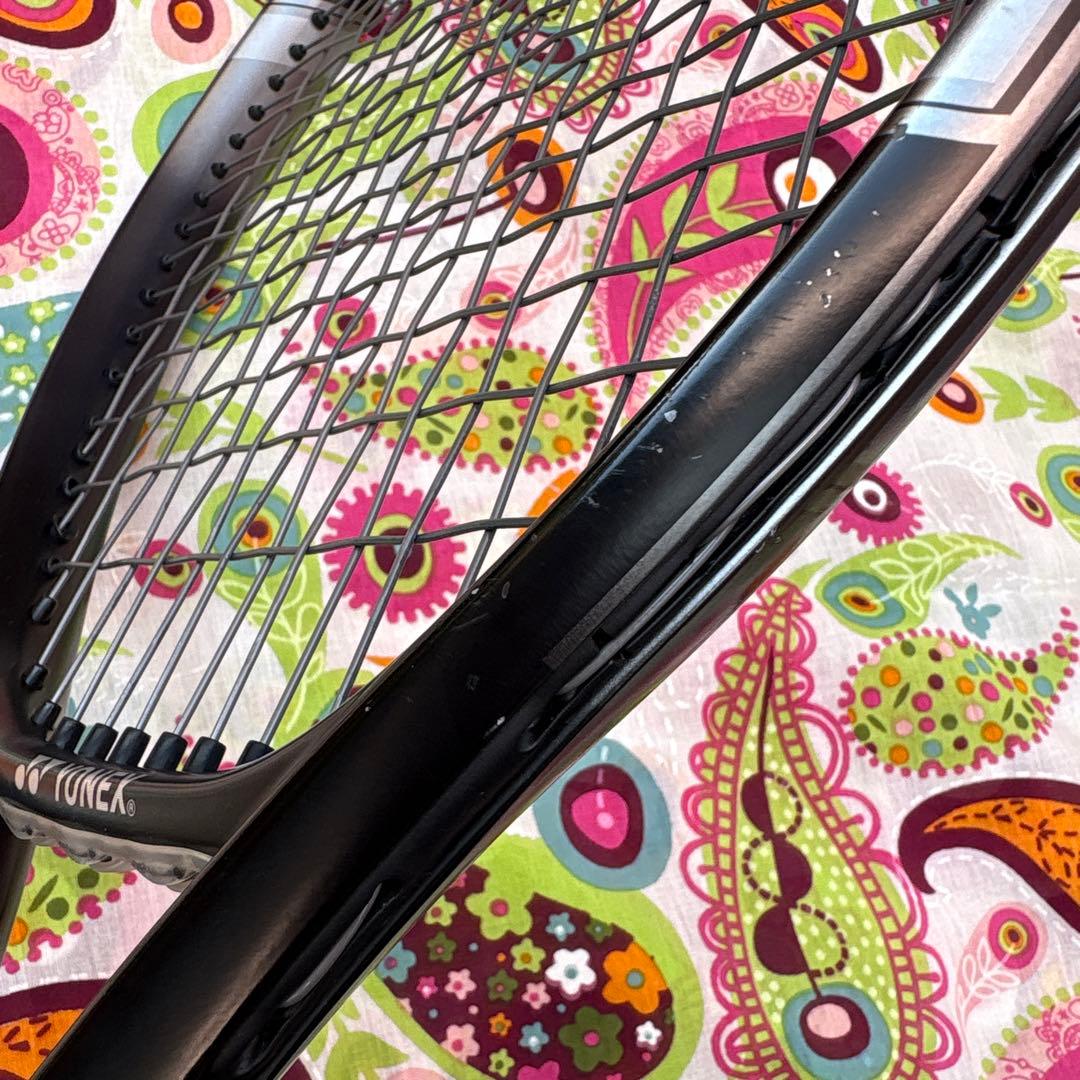 Yonex EZONE 100L 限定カラーモデル　ブラック/グレー