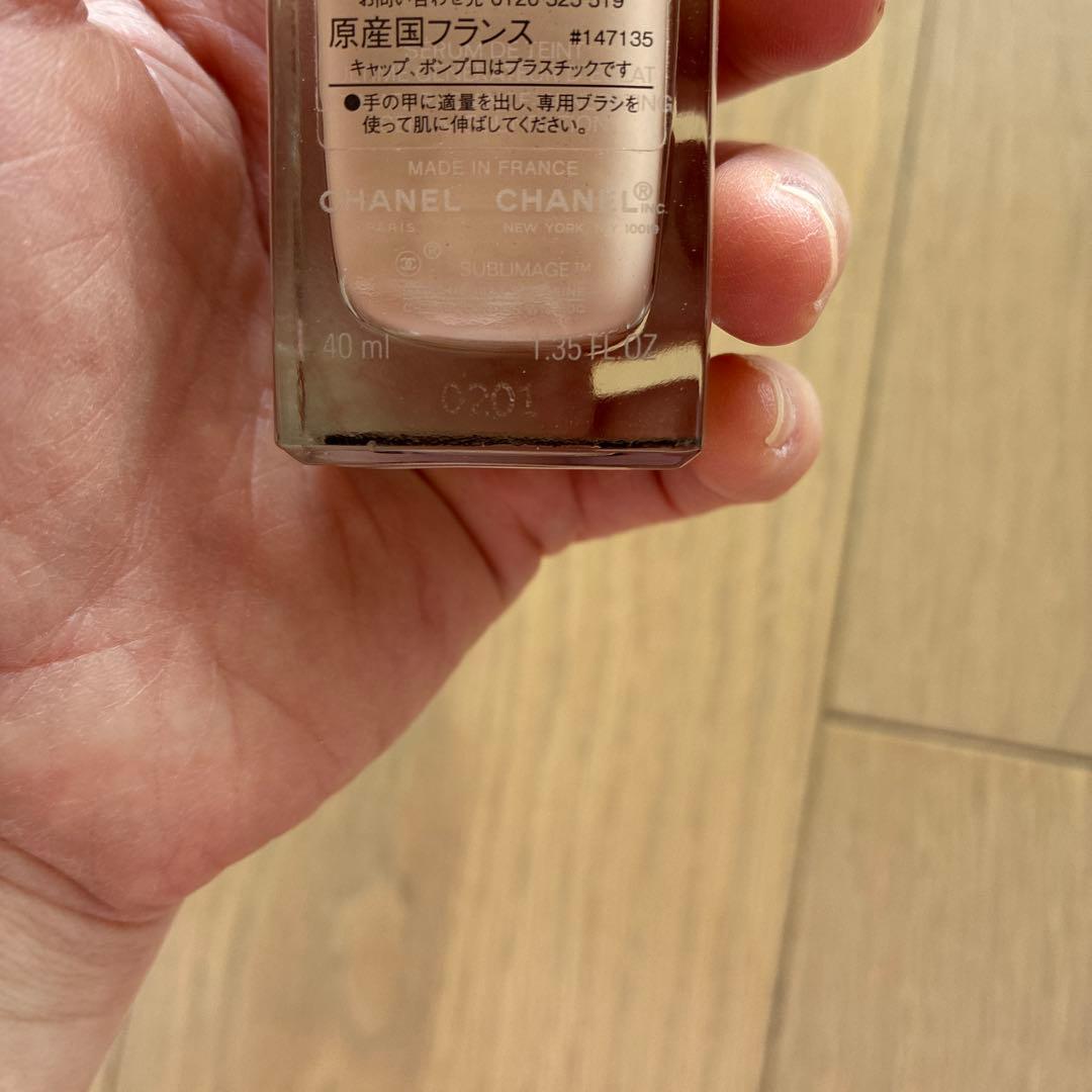 CHANEL リキッドファンデ　サブリマージュ レサンス ドゥタン　BR12