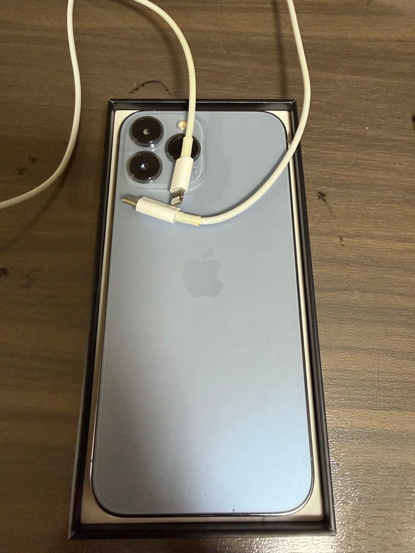 iPhone 13 Pro Max 256GB シエラブルー　SIMフリー