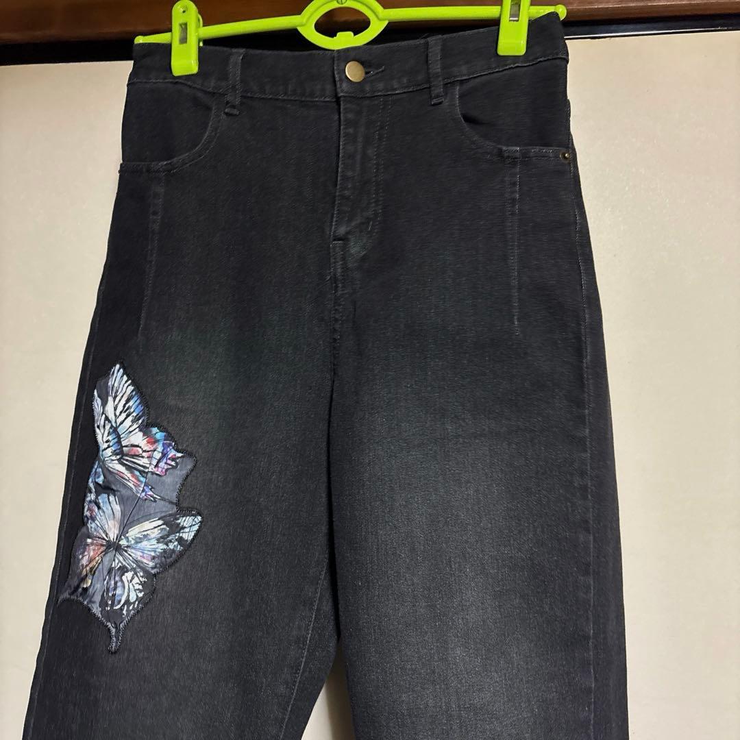 スカラー ScoLar イズ スカラー 蝶花アップリケ ストレッチデニムパンツ