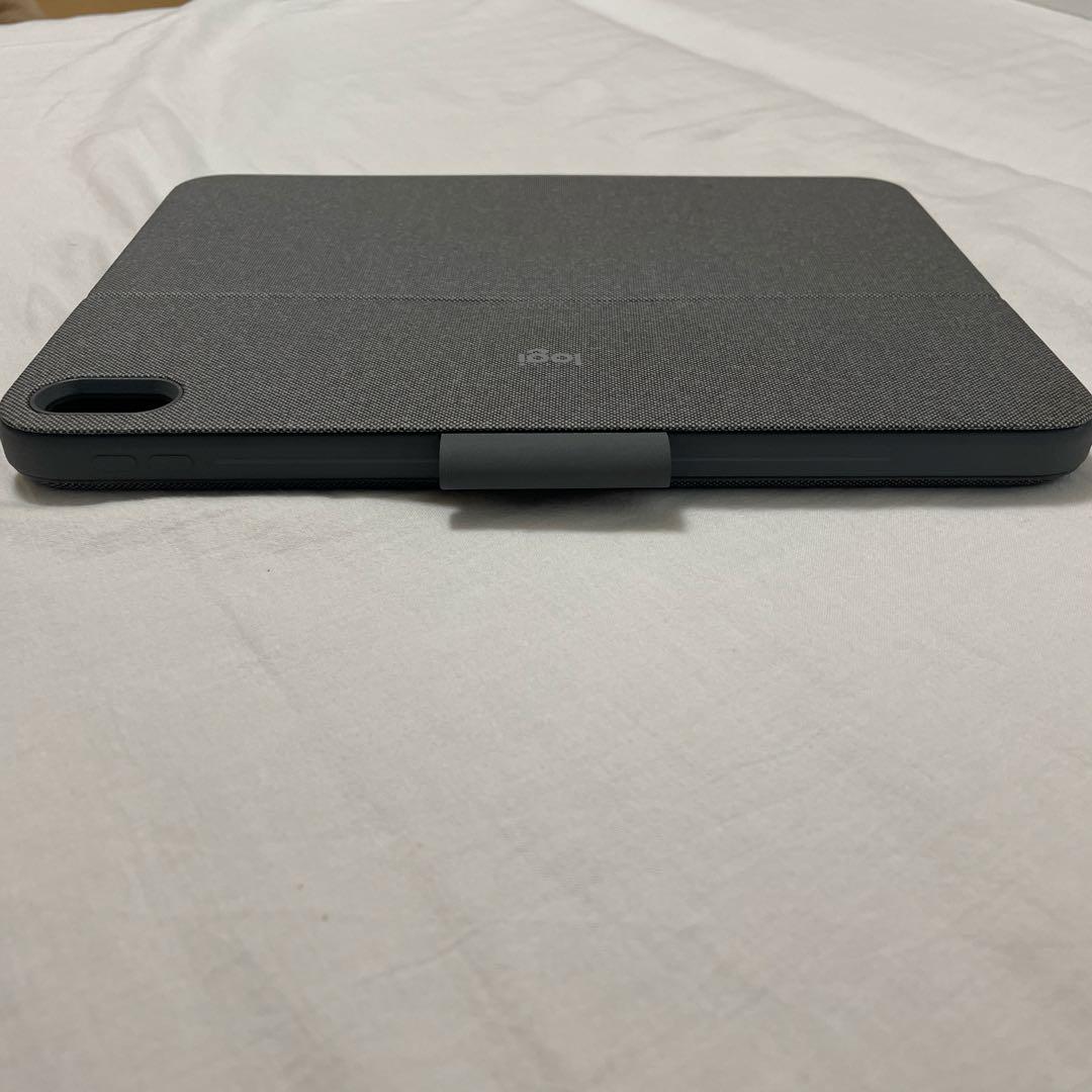 logicool Combo Touch（iPad 第10世代）