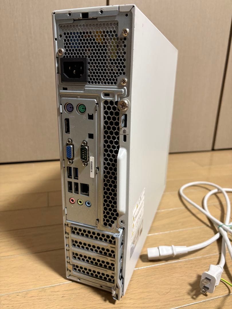 NEC デスクトップPC i3-6100 windows11