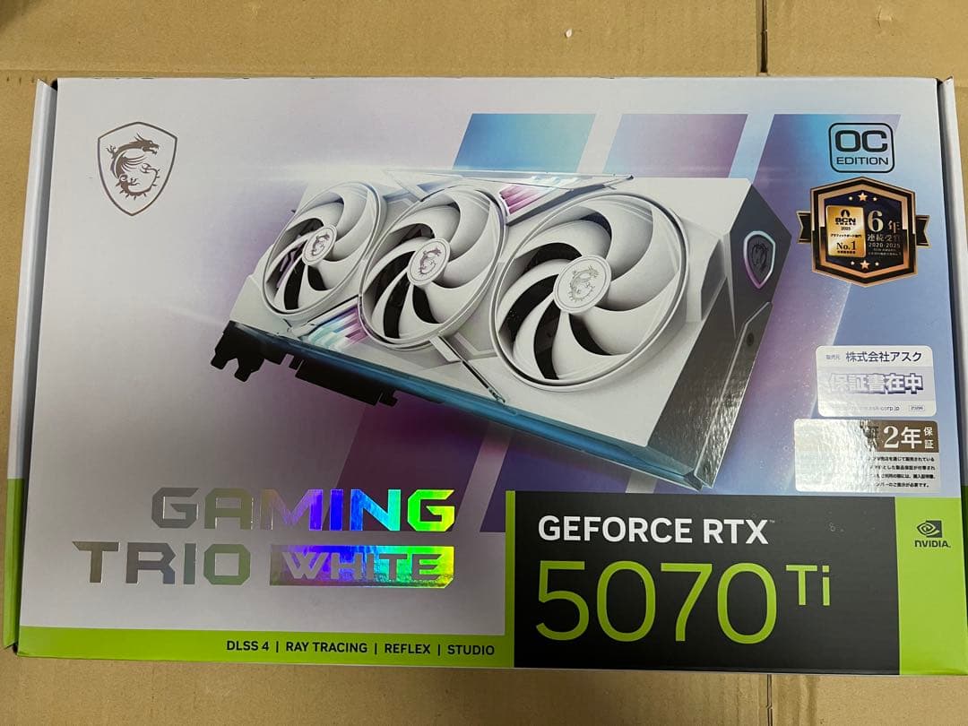 グラフィックボード・グラボ・ビデオカード RTX 5070 Ti 16G GAMING TRIO OC WHITE