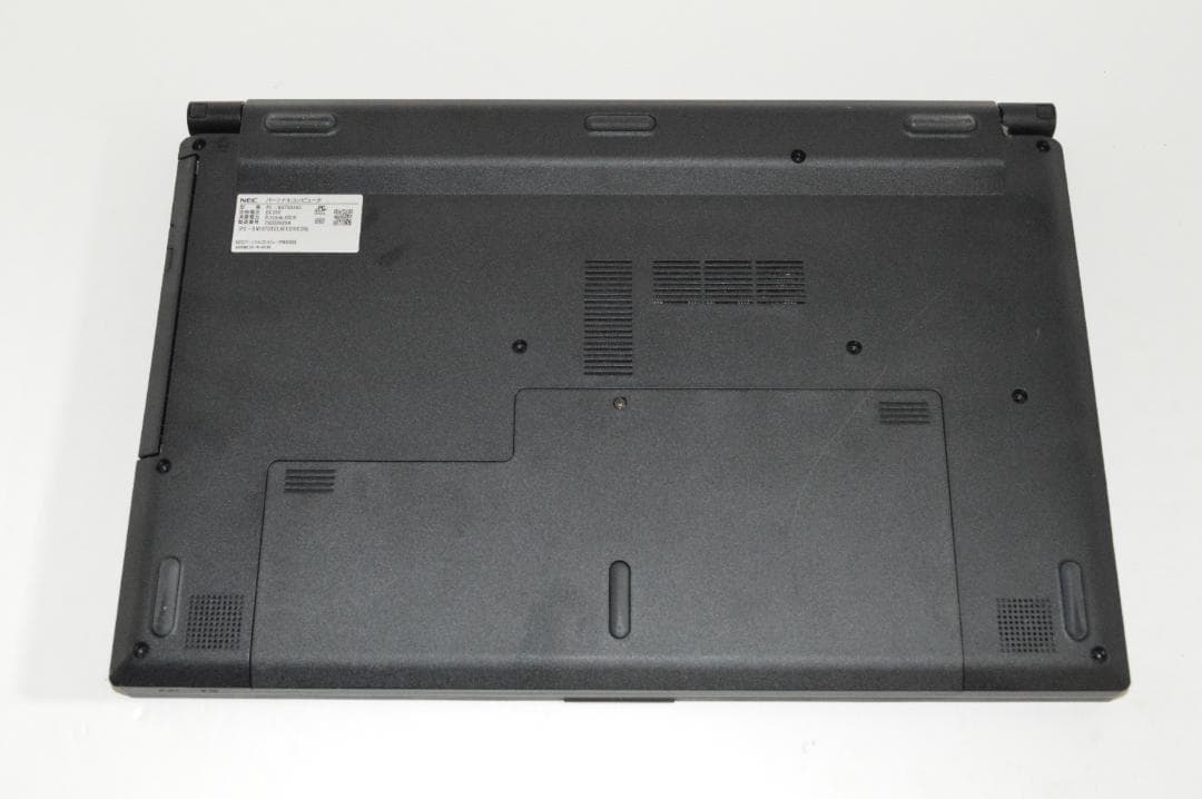ゴールドLAVIE第8世代Corei7/32G/SSD1TBバッテリー良好
