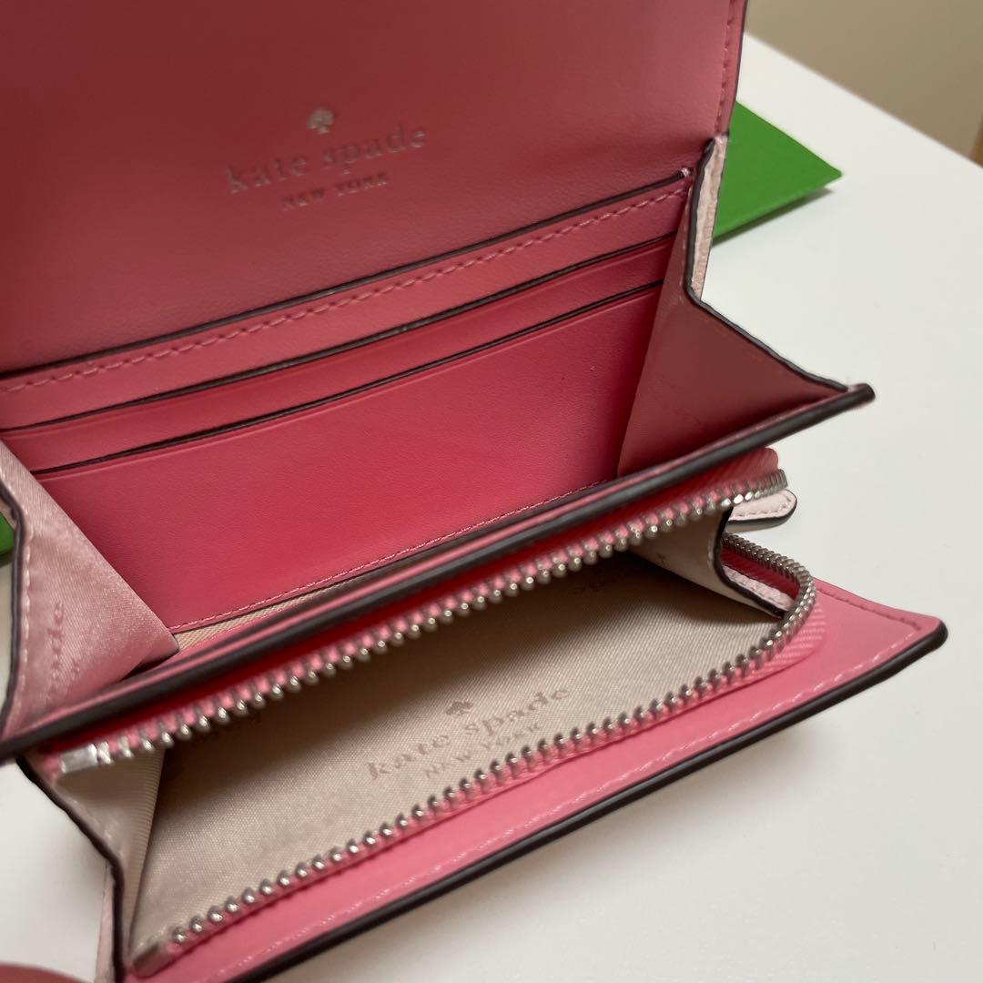 値下げしました！新品未使用品　KateSpade ケイトスペード　財布