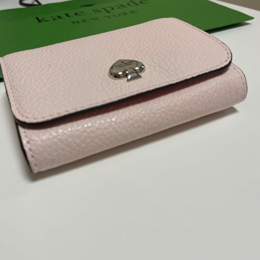 値下げしました！新品未使用品　KateSpade ケイトスペード　財布