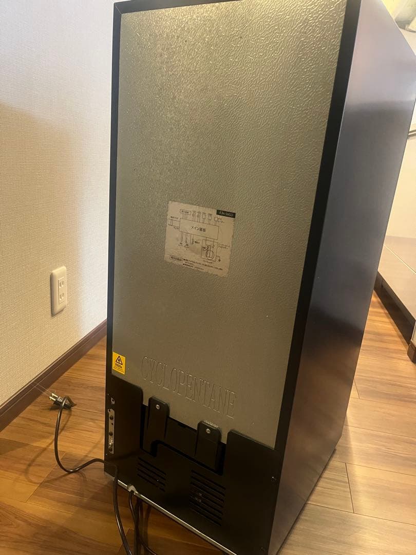フォルスターワインセラー FJH-56GD-BK 18本収納
