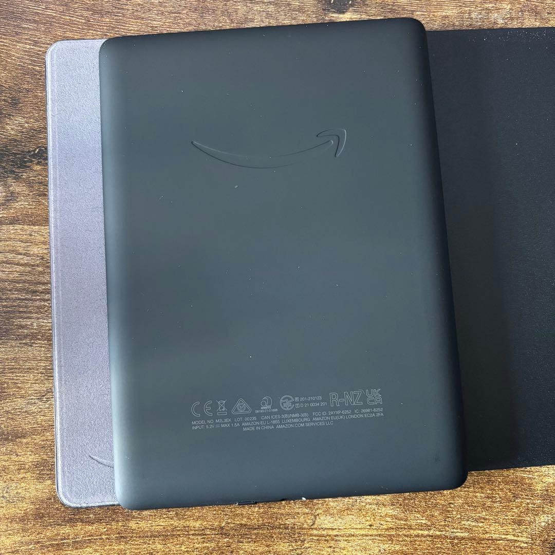 Kindle Paperwhite 第11世代 8GB 広告なし カバー付