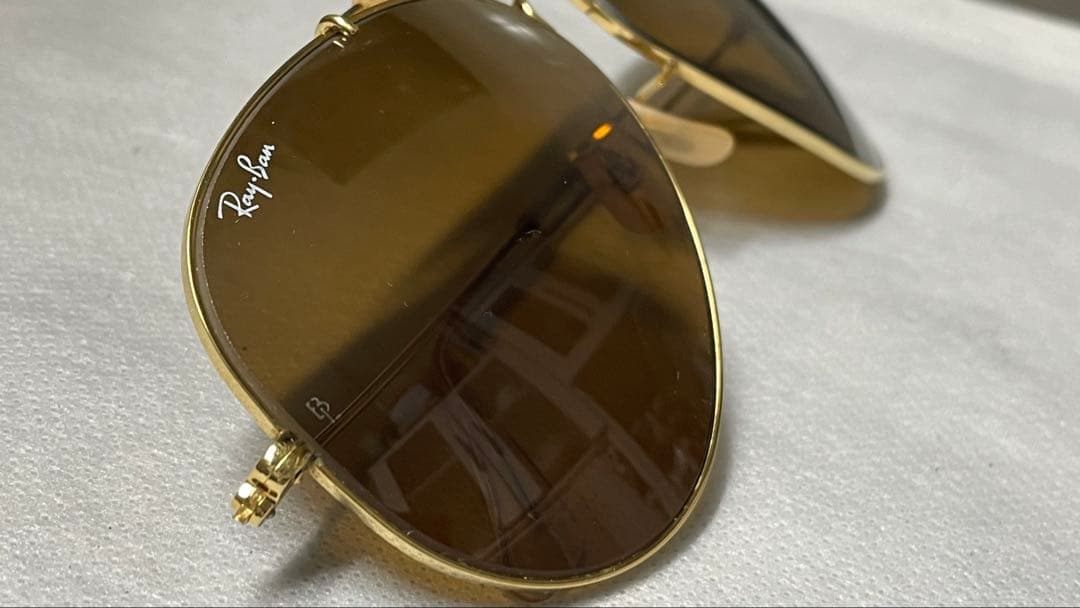 Bausch & Lomb社製のRay-Banサングラス