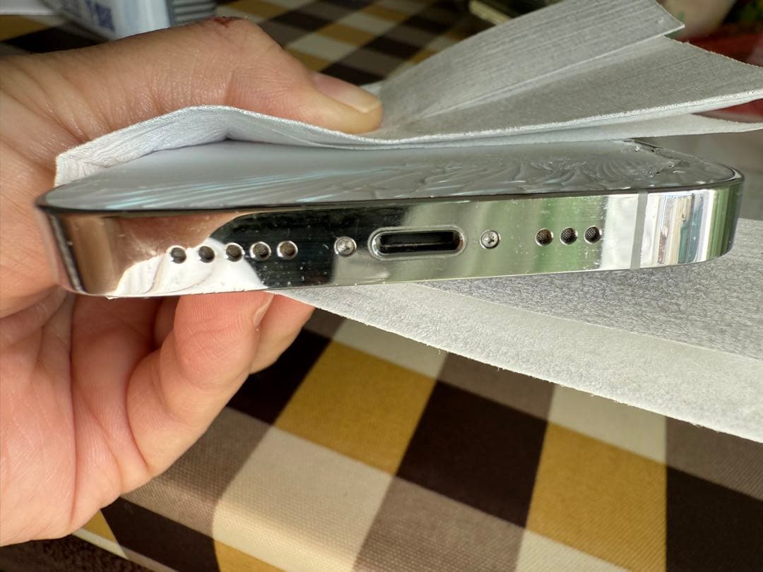 た*か様 背面損傷あり iPhone 14 Pro 箱あり
