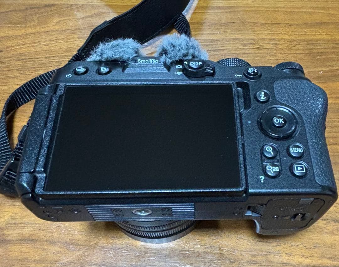 NIKON Z30 ＋ SmallRig、NIKKORレンズ1本