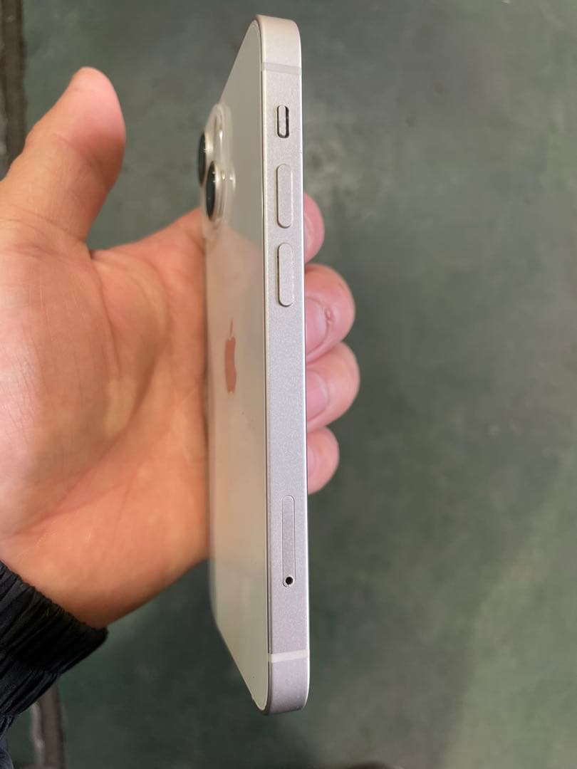 Apple iPhone 13 mini ホワイト 本体【美品】