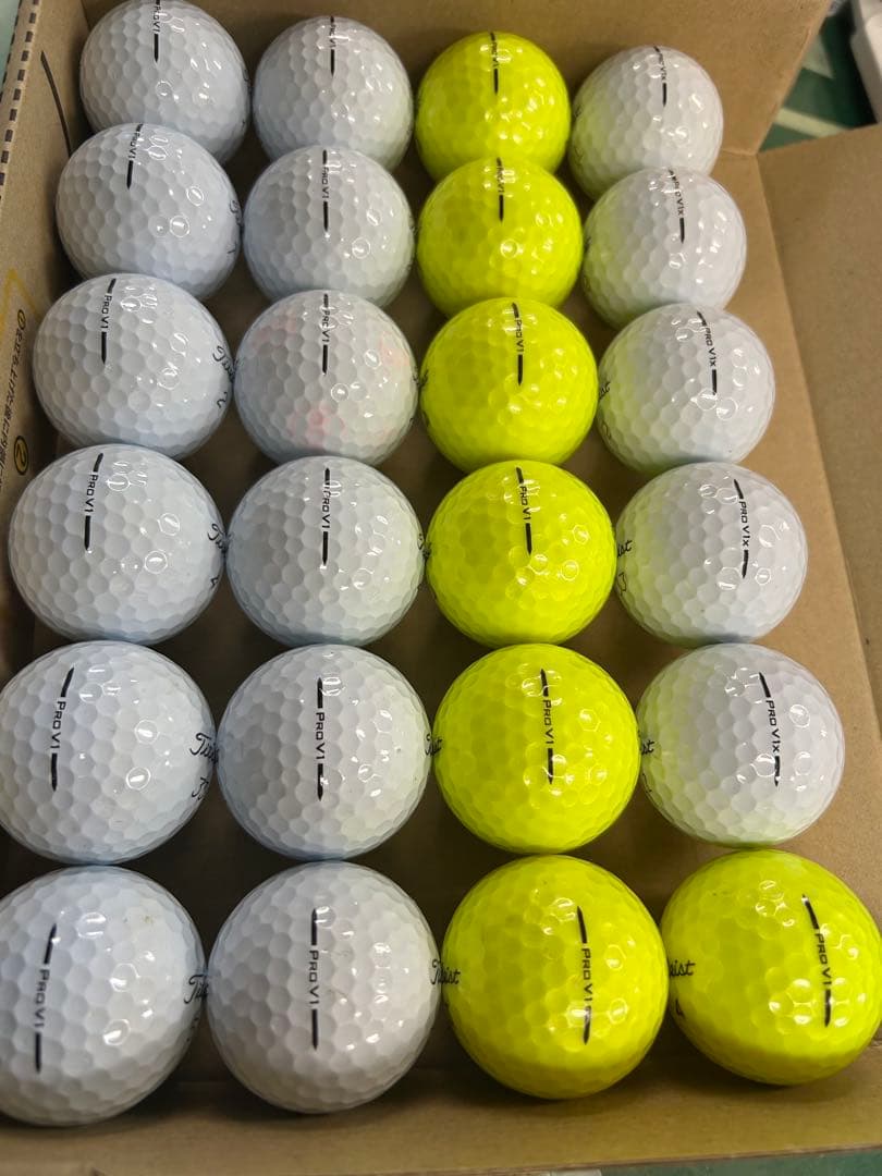 タイトリスト中古ゴルフボール　プロv1 v1x 25年ニューモデル　おまけ付き