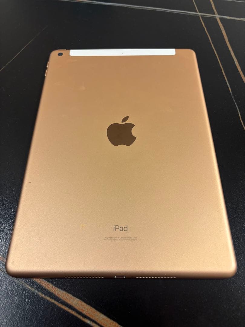 iPad 第5/6世代 初期化済み アクティベーションロック解除済み 画面割れ