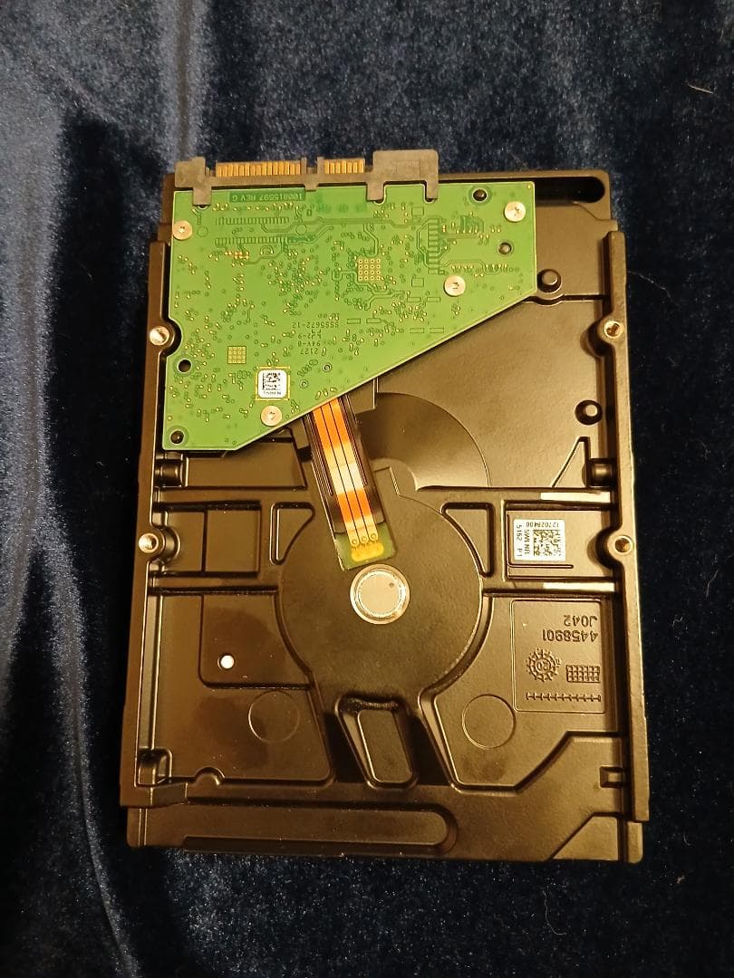 【使用325時間Seagate 8TB HDD ST8000DM004 電源8回