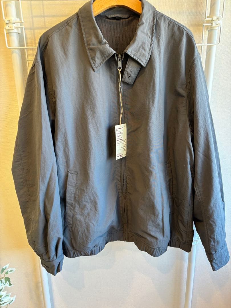 た*ー様 【新品タグ付き】MUJI 紳士 撥水ジップアップブルゾン チャコールグ