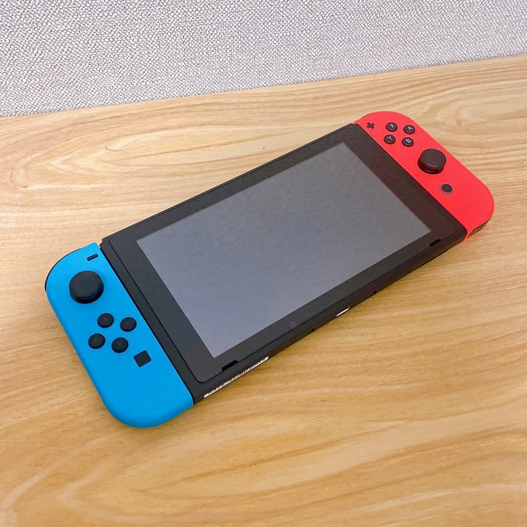 【未使用に近い】 2025年4月購入 Nintendo Switch 本体