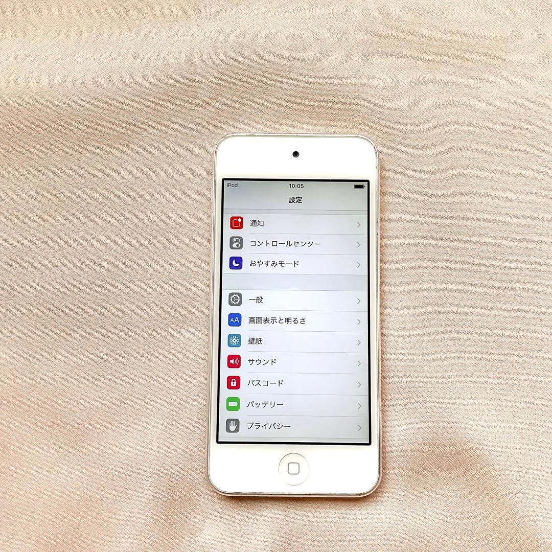 シルバー iPod touch 第5世代 64GB アイポッドApple本体 d