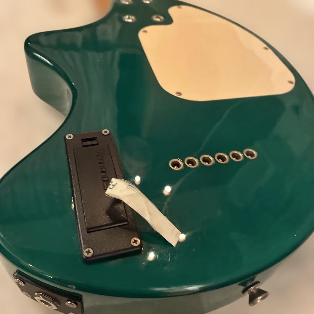 Fernandes zo-3 緑