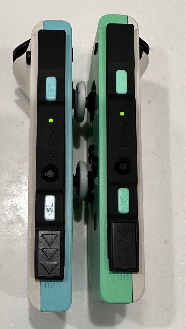 ⑯カスタムジョイコン あつ森 整備済み スティック白 新品